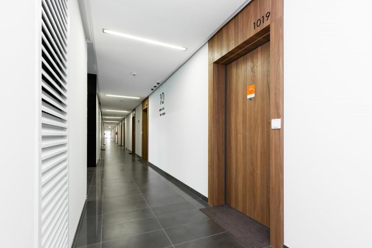 Leilighet Prymasa Tysiaclecia Business Centre By Renters *