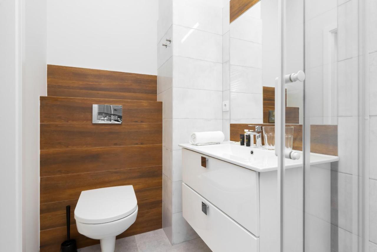 Leilighet Prymasa Tysiaclecia Business Centre By Renters Warszawa