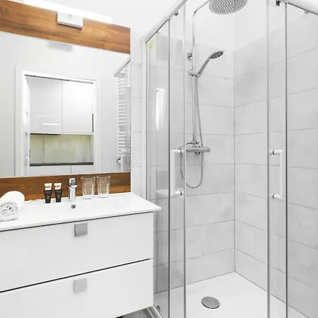 Warsaw Prymasa Tysiaclecia Business Centre By Noclegi Renters Eksteriør bilde